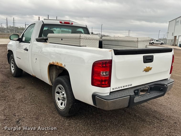 image for item EA4719 2013 Chevrolet Silverado 1500 pickup truck