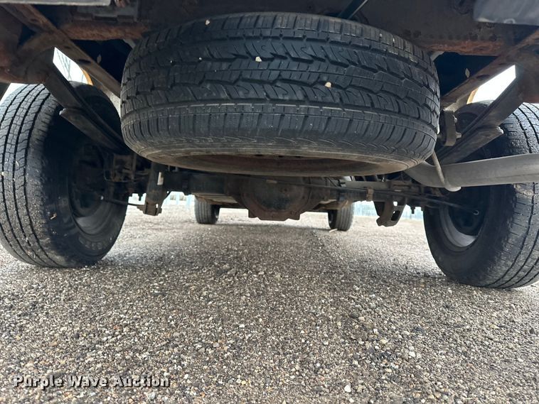 image for item EA4719 2013 Chevrolet Silverado 1500 pickup truck