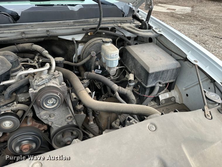 image for item EA4719 2013 Chevrolet Silverado 1500 pickup truck