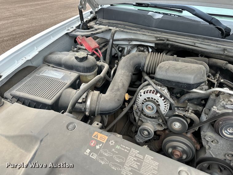 image for item EA4719 2013 Chevrolet Silverado 1500 pickup truck