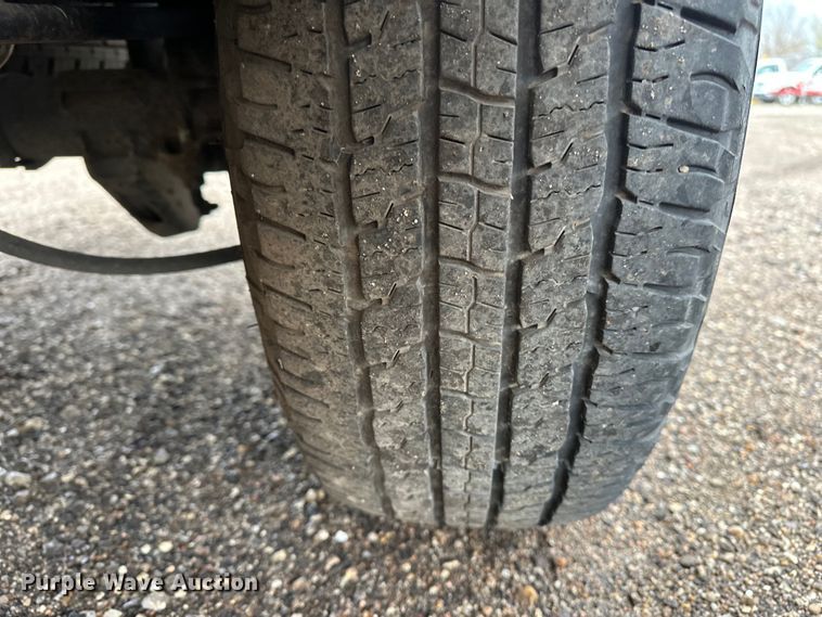 image for item EA4719 2013 Chevrolet Silverado 1500 pickup truck