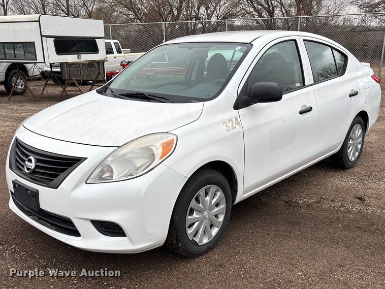 image for item EA4720 2014 Nissan Versa 