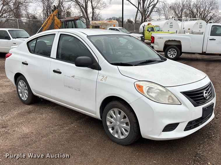 image for item EA4720 2014 Nissan Versa 
