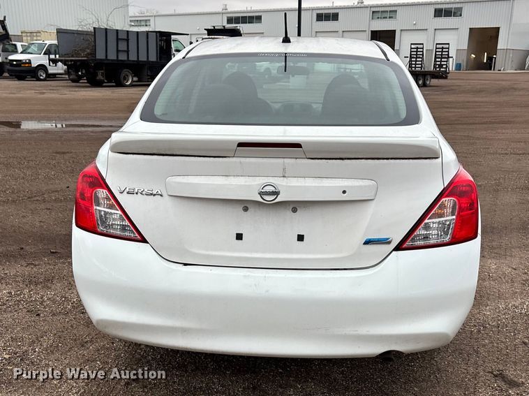 image for item EA4720 2014 Nissan Versa 