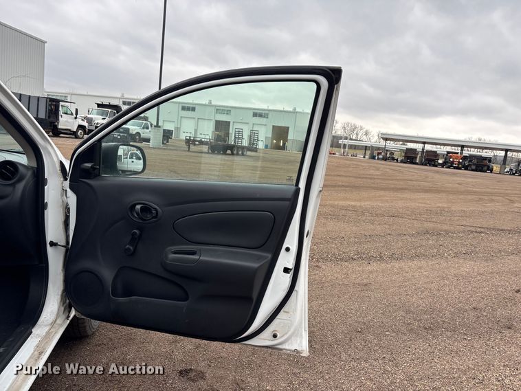 image for item EA4720 2014 Nissan Versa 