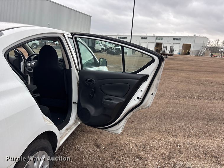 image for item EA4720 2014 Nissan Versa 