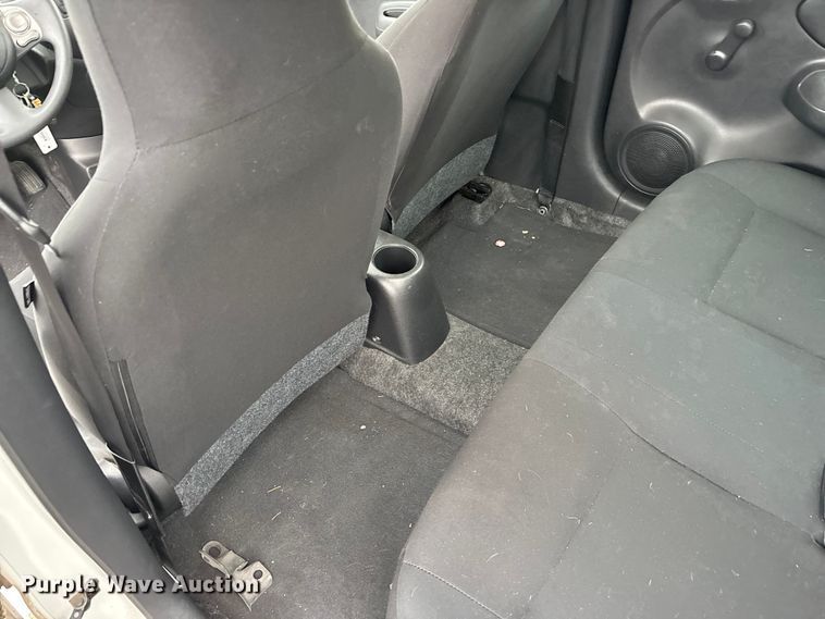 image for item EA4720 2014 Nissan Versa 