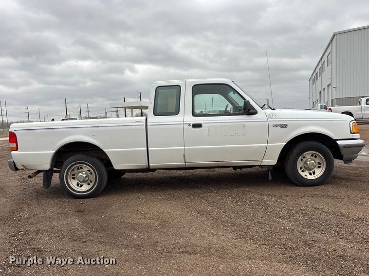 image for item EA4721 1997 Ford Ranger Ext. Cab pickup truck