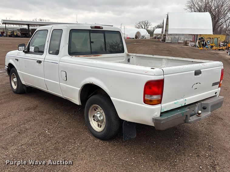 image for item EA4721 1997 Ford Ranger Ext. Cab pickup truck
