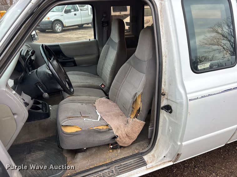 image for item EA4721 1997 Ford Ranger Ext. Cab pickup truck