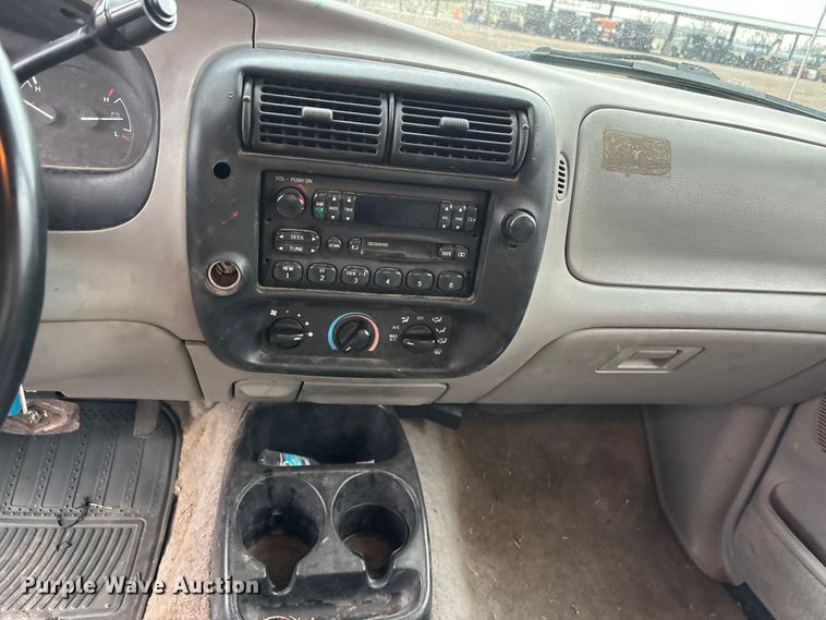 image for item EA4721 1997 Ford Ranger Ext. Cab pickup truck