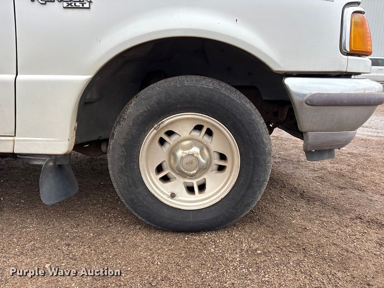 image for item EA4721 1997 Ford Ranger Ext. Cab pickup truck