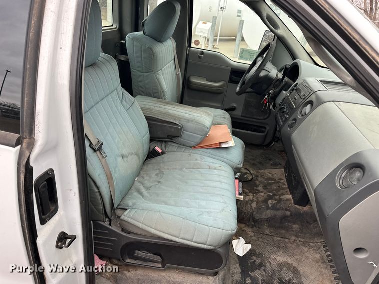 image for item EA4723 2007 Ford F150 pickup truck