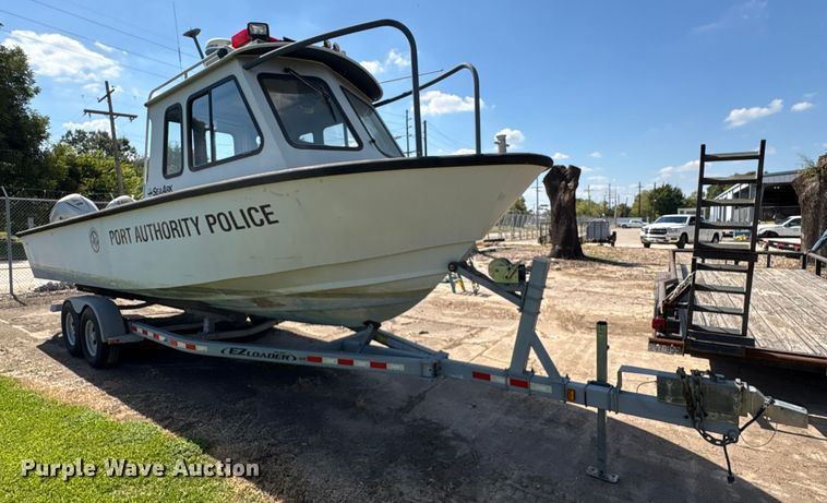 image for item EA6997 2006 Sea Ark VC Commander boat