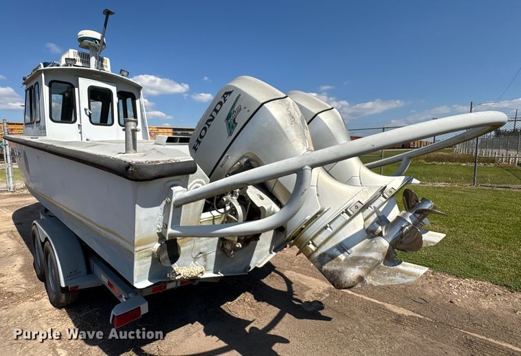 image for item EA6997 2006 Sea Ark VC Commander boat