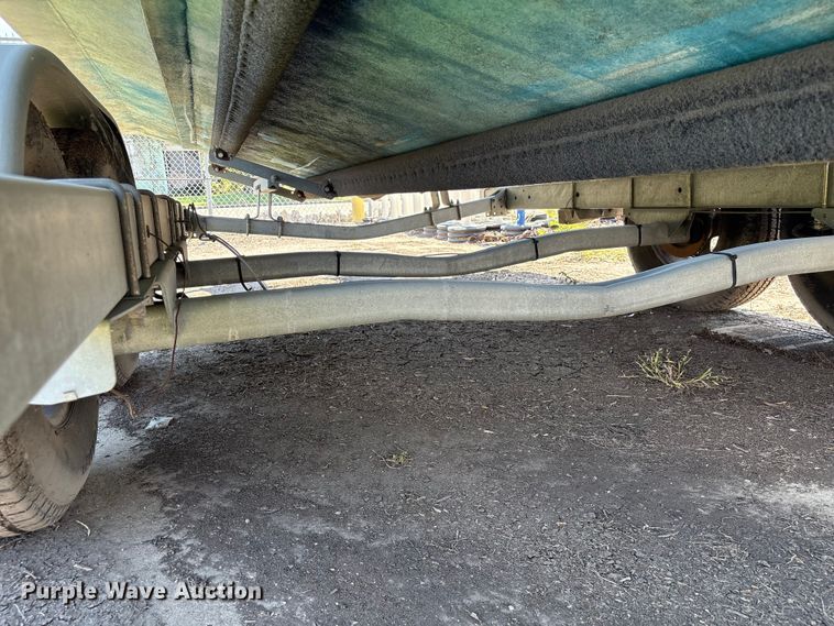 image for item EA6997 2006 Sea Ark VC Commander boat