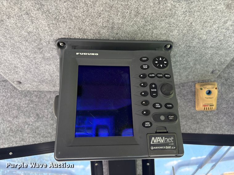 image for item EA6997 2006 Sea Ark VC Commander boat