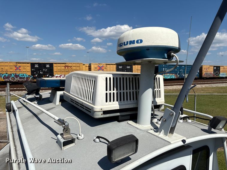 image for item EA6997 2006 Sea Ark VC Commander boat