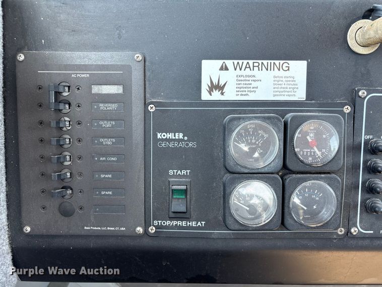 image for item EA6997 2006 Sea Ark VC Commander boat