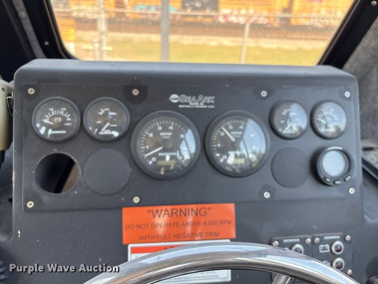 image for item EA6997 2006 Sea Ark VC Commander boat