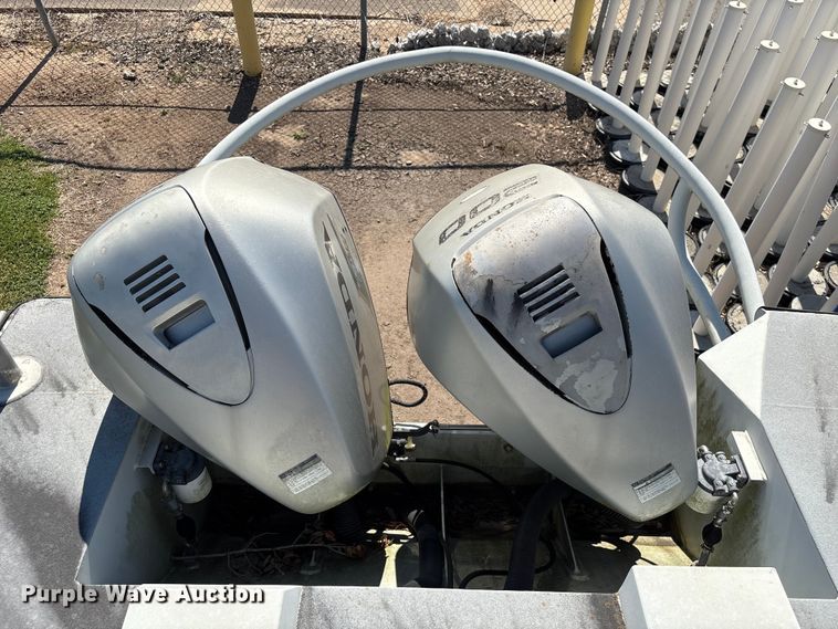 image for item EA6997 2006 Sea Ark VC Commander boat