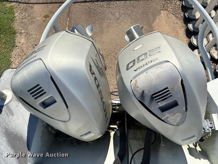 image for item EA6997 2006 Sea Ark VC Commander boat