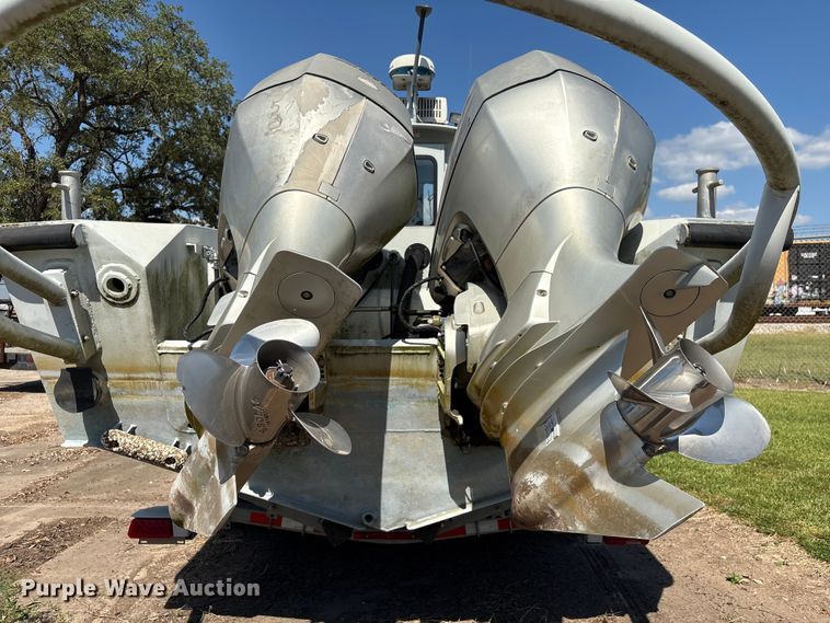 image for item EA6997 2006 Sea Ark VC Commander boat