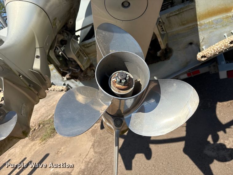 image for item EA6997 2006 Sea Ark VC Commander boat