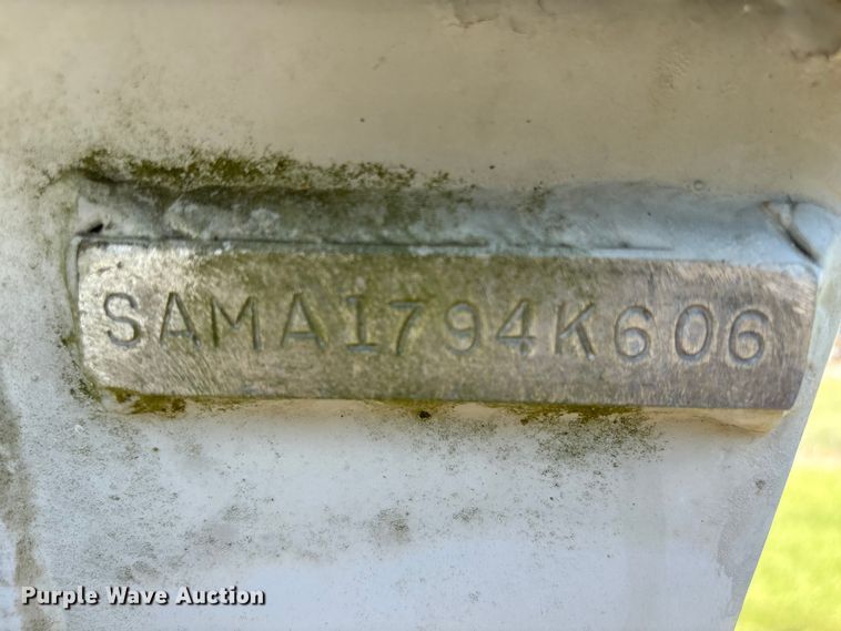 image for item EA6997 2006 Sea Ark VC Commander boat