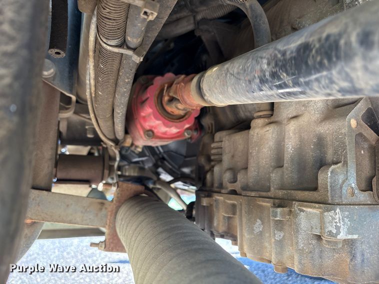 image for item EA7238 2009 International 4300 water truck