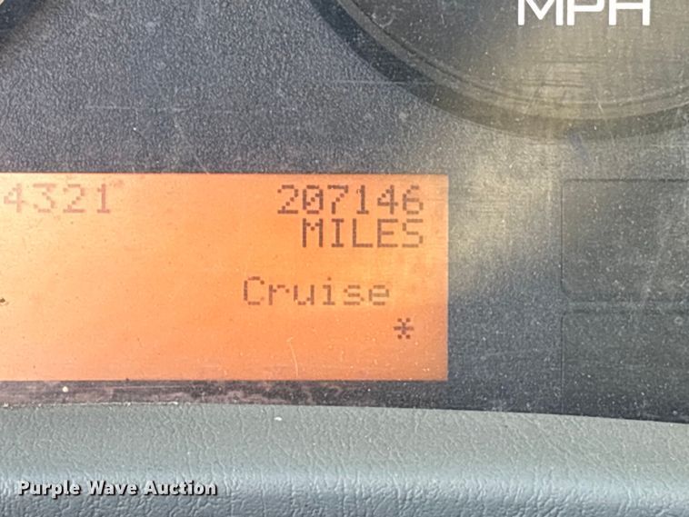 image for item EA7238 2009 International 4300 water truck