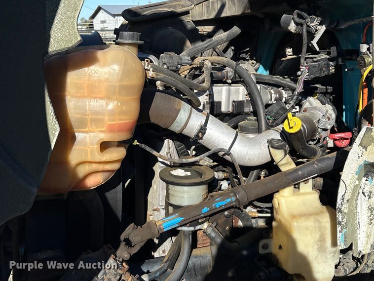 image for item EA7238 2009 International 4300 water truck