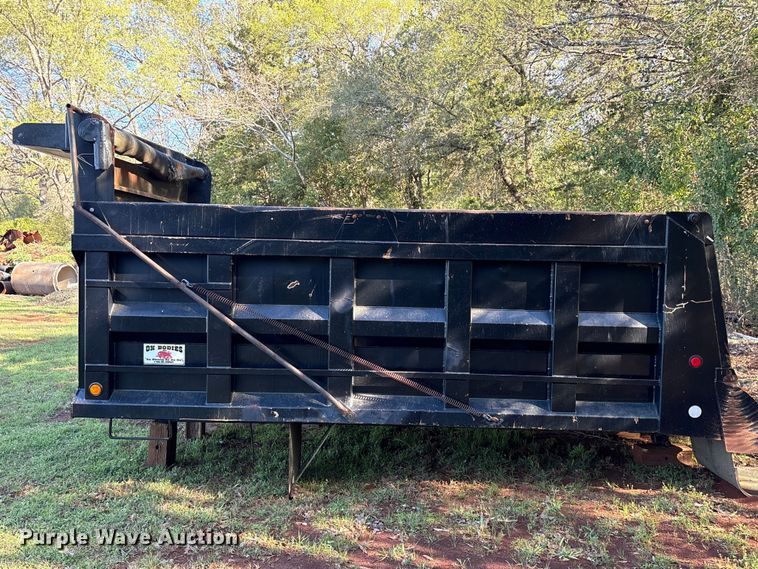 image for item EA7239 2010 Ox Bodies, Inc. dump bed