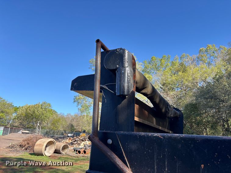 image for item EA7239 2010 Ox Bodies, Inc. dump bed