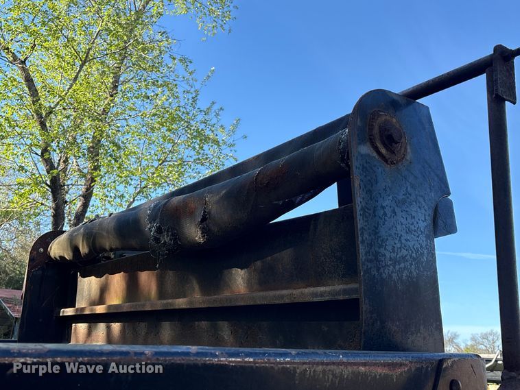 image for item EA7239 2010 Ox Bodies, Inc. dump bed