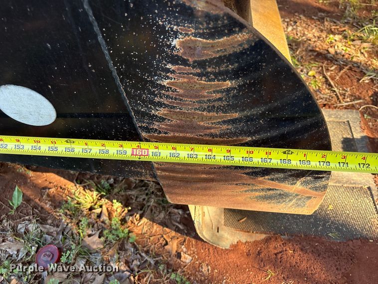 image for item EA7239 2010 Ox Bodies, Inc. dump bed