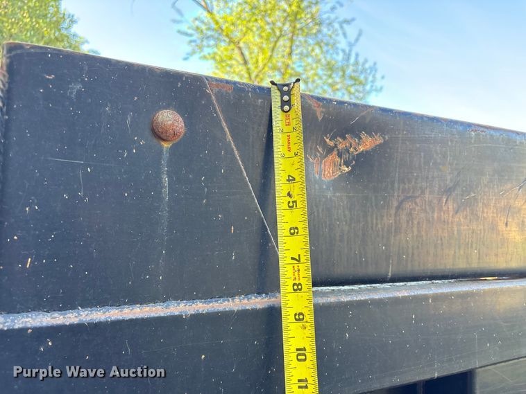 image for item EA7239 2010 Ox Bodies, Inc. dump bed