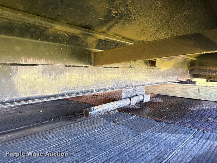 image for item EA7240 2022 Warren dump Bed