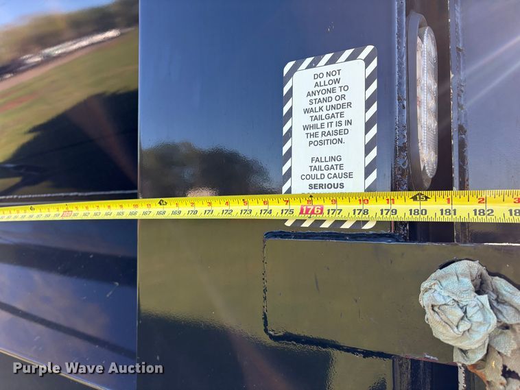 image for item EA7240 2022 Warren dump Bed