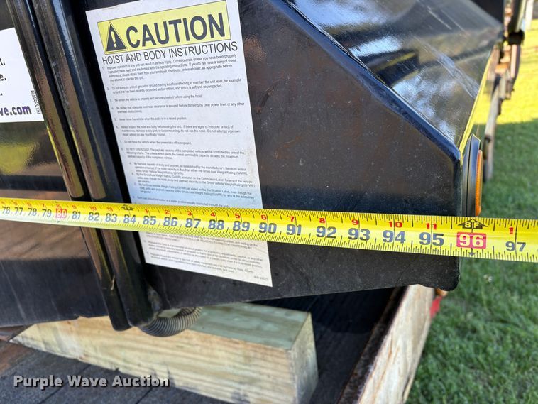 image for item EA7240 2022 Warren dump Bed