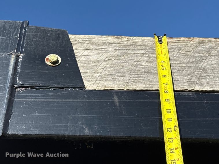 image for item EA7240 2022 Warren dump Bed