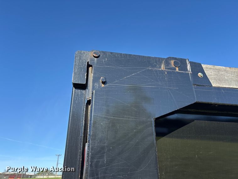 image for item EA7240 2022 Warren dump Bed