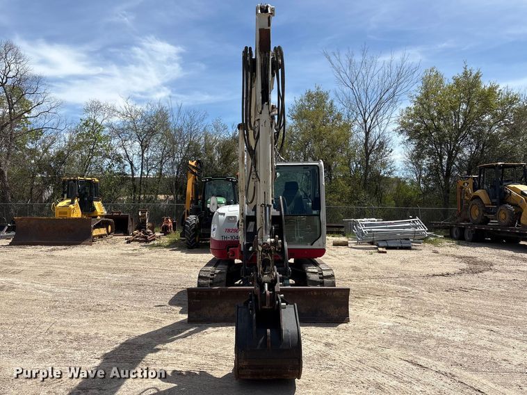 image for item EA7241 2017 Takeuchi TB290 mini excavator