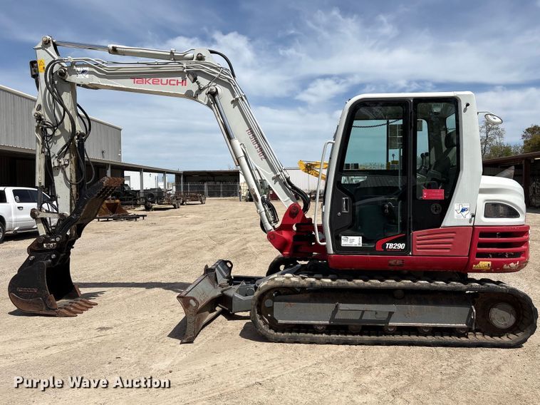 image for item EA7241 2017 Takeuchi TB290 mini excavator