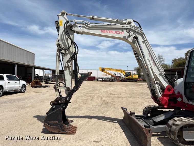 image for item EA7241 2017 Takeuchi TB290 mini excavator