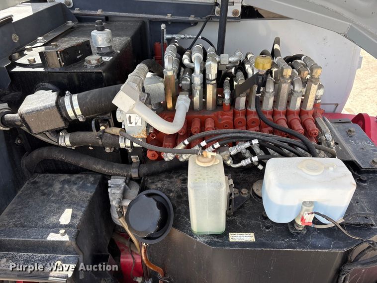 image for item EA7241 2017 Takeuchi TB290 mini excavator