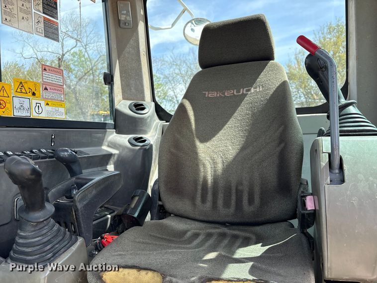 image for item EA7241 2017 Takeuchi TB290 mini excavator