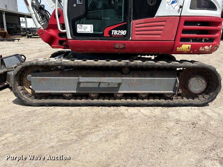 image for item EA7241 2017 Takeuchi TB290 mini excavator
