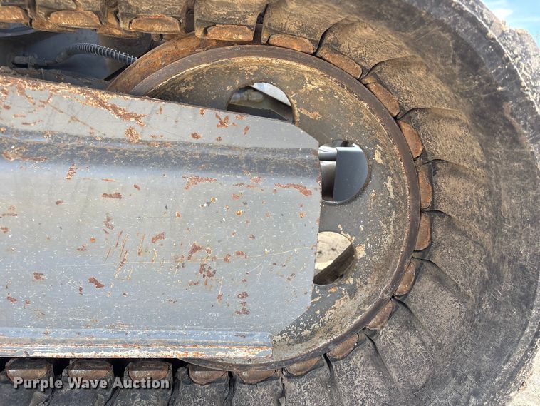 image for item EA7241 2017 Takeuchi TB290 mini excavator