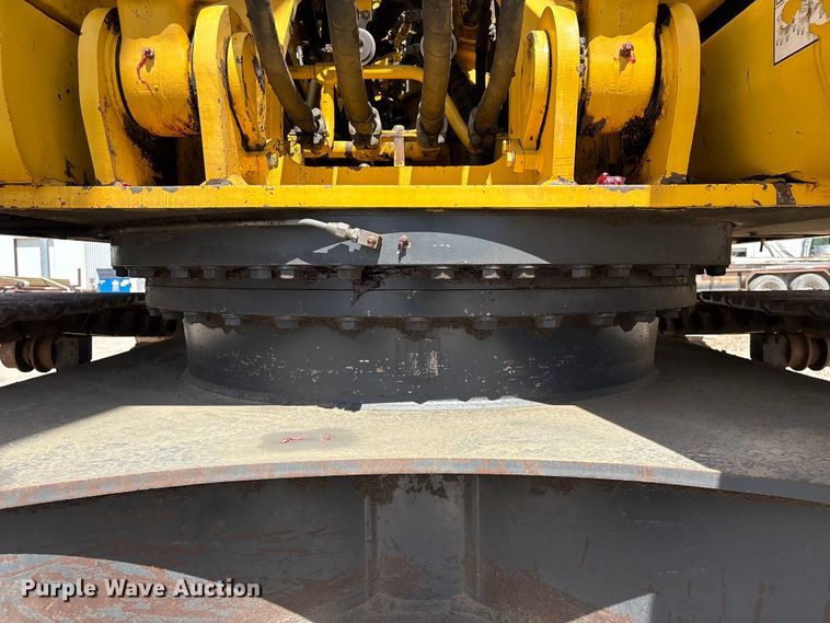 image for item EA7242 2015 Komatsu PC240LC-10 long reach excavator